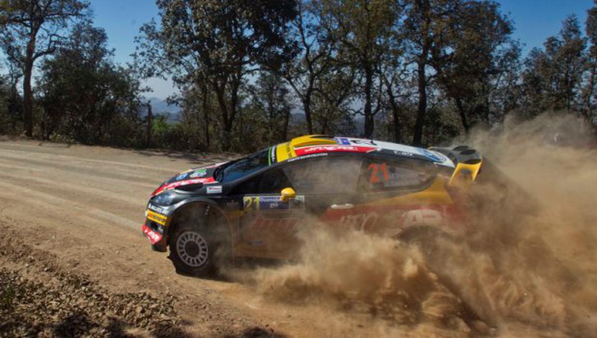 ¿Qué es subviraje y sobreviraje?