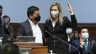 Mayoría de Perú Libre no respaldó moción de Guillermo Bermejo contra María del Carmen Alva