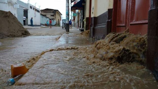 Río Piura: Desborde inunda las calles y centro histórico - 2