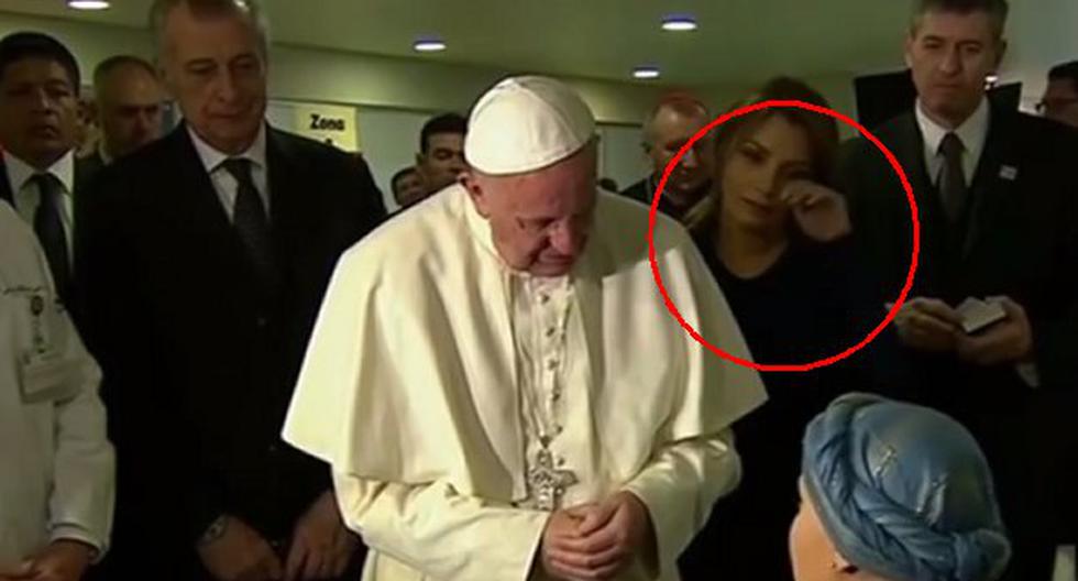 Papa Francisco conmovido por canto de niña con leucemia. (Foto: YouTube)