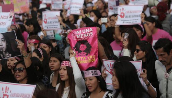 “Ni una menos” es un movimiento de protesta que se organizó por primera vez en ochenta ciudades de Argentina en junio de 2015. En nuestro país, a raíz de los casos de violencia contra la mujer que se ven a diario, esta protesta también se empezó a replicar. (Foto: El Comercio)