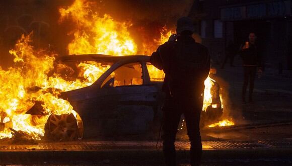 Violencia y caos en Santiago de Chile, durante el sábado. (REUTERS/Ramon Monroy).