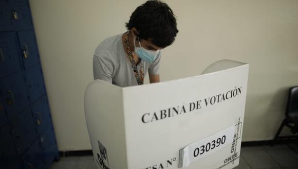 Los ciudadanos que no acudan a votar en las elecciones del 11 de abril sin una justificación válida y los electores que no cumplan con ejercer como miembros de mesa, tendrán que pagar una multa (Foto: Anthony Niño de Guzmán / @photo.gec)