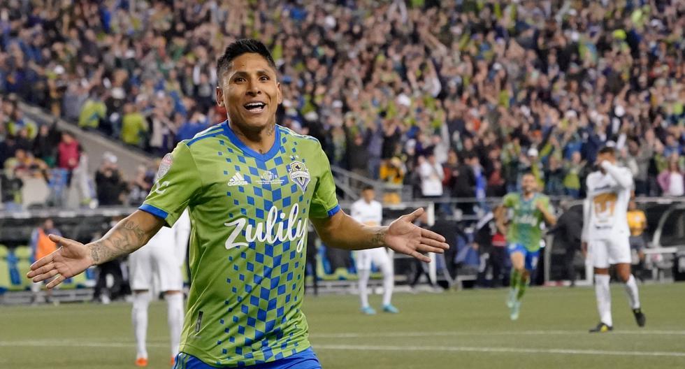 Raúl Ruidíaz se consgró campeón de la Concachampions con el Seattle Sounders | Foto: AP