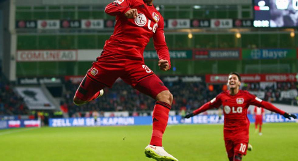 Hakan Calhanoglu es la nueva figura del Bayern Leverkusen. (Foto: Getty Images)