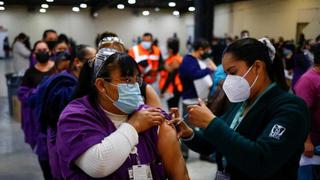 Vacuna COVID-19 de refuerzo en México: fechas, lugares para dosis a menores y rezagados