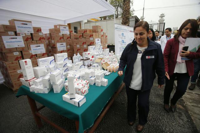 El Minsa informó que en total se han adquirido medicamentos correspondientes a 418 tipos de productos farmacéuticos que abastecerán a los nosocomios de Lima y regiones hasta por 24 meses. (Dante Piaggio/ El Comercio)