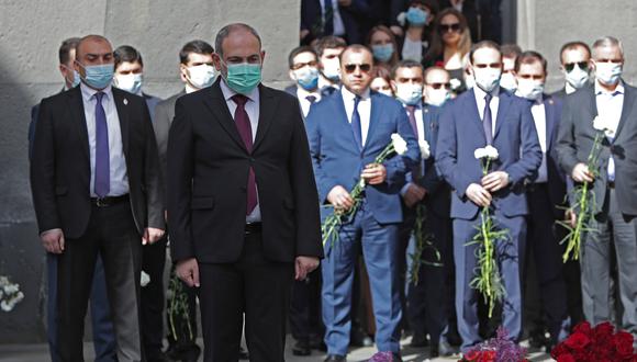 El primer ministro armenio Nikol Pashinyan en una ceremonia para recordar a las víctimas de una masacre de 1915 a manos de los turcos otomanos. REUTERS