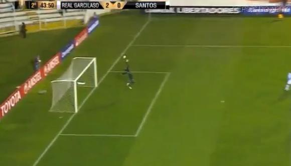 Alfredo Ramúa se encargó de sentenciar el triunfo de Real Garcilaso sobre Santos en su debut con un tremendo disparo desde fuera del área. (Foto: captura)