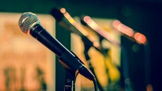 Mujer pierde la vida mientras tenía una presentación musical