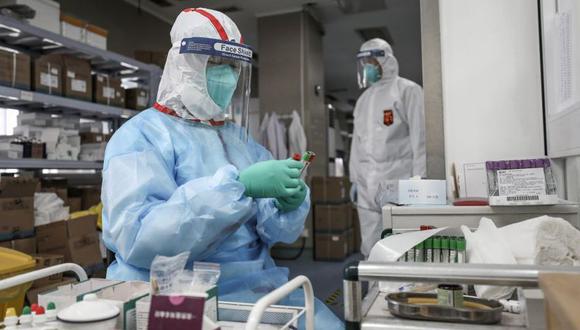 El indicador de MSCI cayó el miércoles por debajo de un nivel de soporte, pues aún no disminuyen los casos del virus en el mundo. (Foto: Reuters)