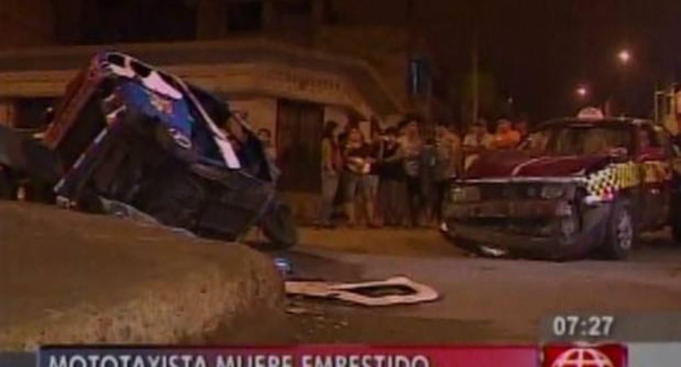 Comas: mototaxista murió tras ser embestido por un taxi (Foto: América TV)