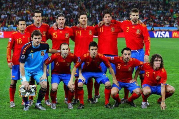 España ganó en 2010 con un fútbol de toque y posesión que Alemania imitó para conseguir el título en 2014. (Foto: Getty Images)