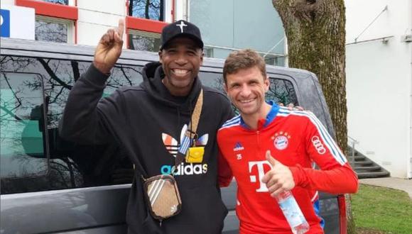 El encuentro de Cuto Guadalupe con Thomas Müller en la previa del Perú vs Alemania | Foto: cutoguadalupe16