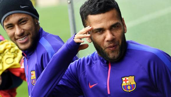 Dani Alves rechazó una oferta de renovación del Barcelona