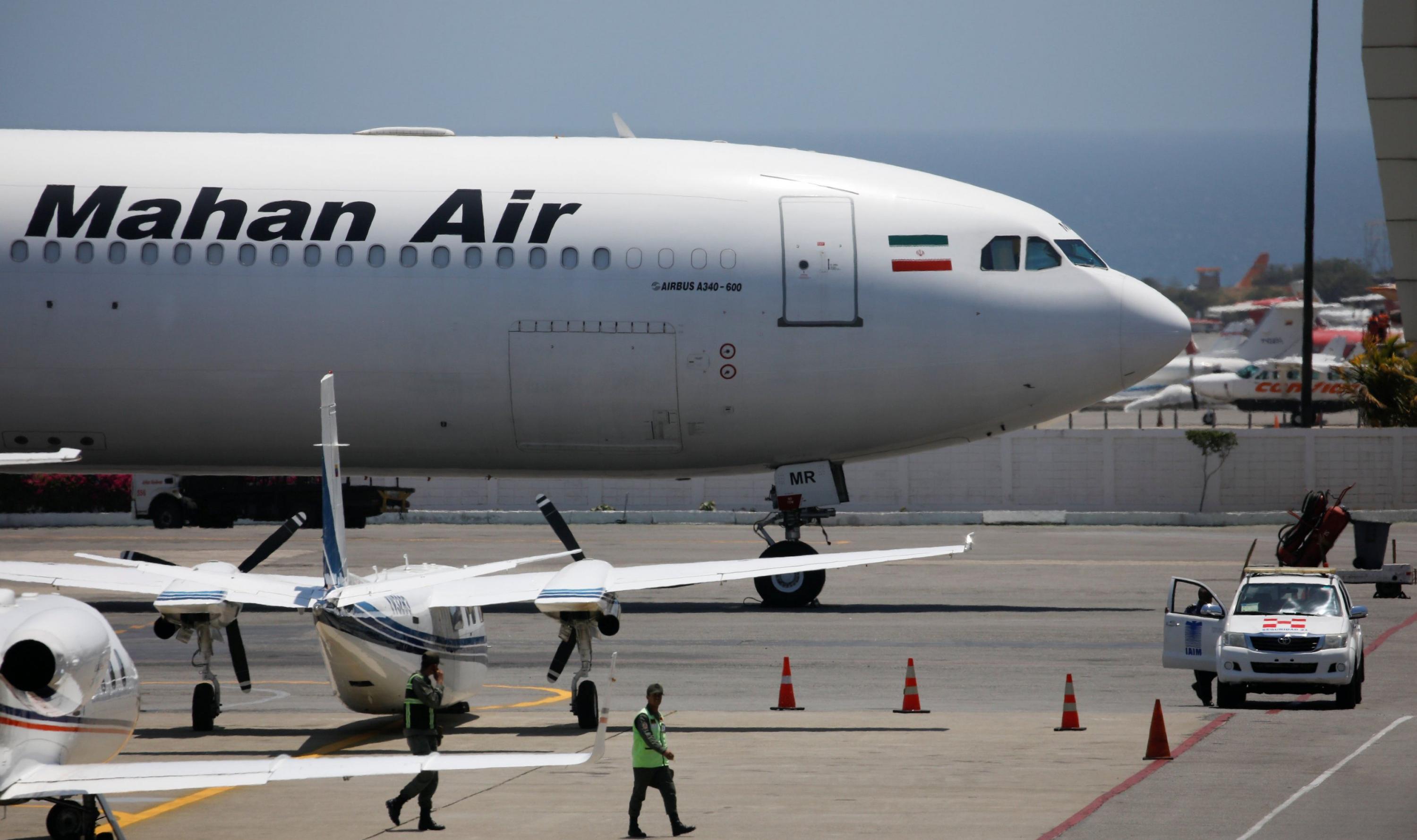El avión de Mahan Air llegó al aeropuerto Simón Bolívar de Maiquetía, que sirve a Caracas, en torno al mediodía de este lunes. (Reuters).