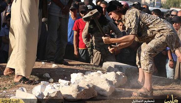 El Estado Islámico destruye estatuas milenarias en Palmira