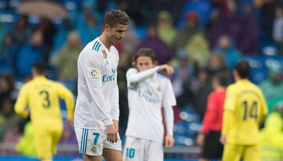 “En el papel no parecen haber razones para que el Real Madrid, con las mismas figuras que hace dos años, deambule a media tabla a más de una decena de puntos detrás de sus rivales”. (Foto: AFP)