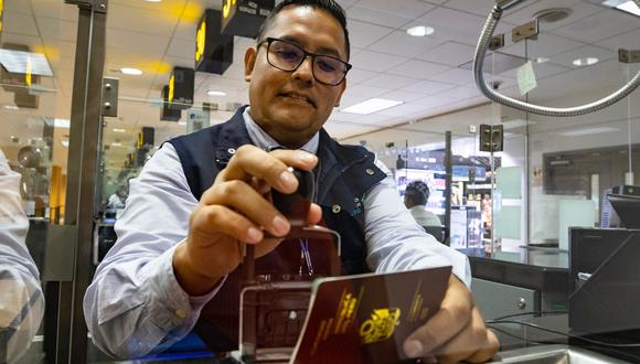 Migraciones emitirá el pasaporte electrónico a los usuarios con citas. (Foto: Migraciones)