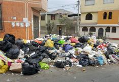 VMT: vecinos denuncian que cerros de basura se acumulan en calles