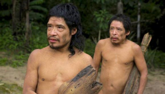 Tamandua (izquierda) y Baita son los únicos miembros conocidos de la aislada tribu Piripkura en su reserva en el centro de Brasil. (BRUNO JORGE)