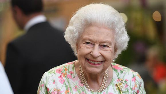 La reina Isabel II canceló un viaje planeado a Irlanda del Norte por motivos médicos, dijo el Palacio de Buckingham el 20 de octubre de 2021. (Foto de archivo: AFP/ Oli Scarff)