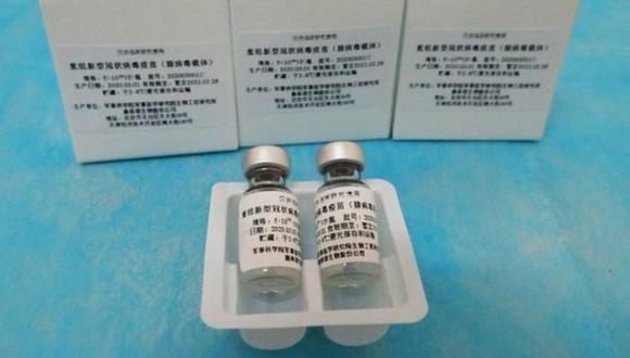 La vacuna, desarrollada por el Instituto Científico Militar y la compañía biofarmacéutica china CanSino Biologics, comenzó a usarse a finales de junio en el Ejército chino. (Reuters).