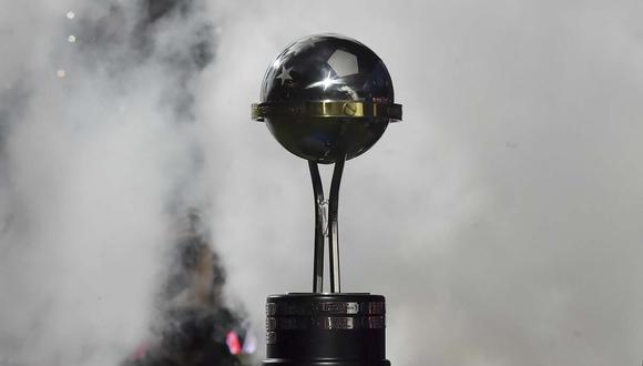 ¡Atención, hinchas del fútbol! La Copa Sudamericana 2020 continuará con partidos emocionantes. | Foto: AFP