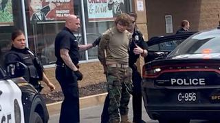 Autor del tiroteo racista en Buffalo iba vestido de militar y transmitió en vivo el ataque por Twitch