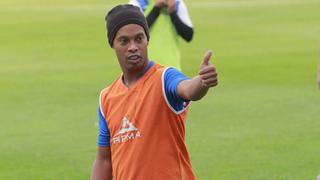 Ronaldinho cerca de volver a Brasil para fichar por Fluminense
