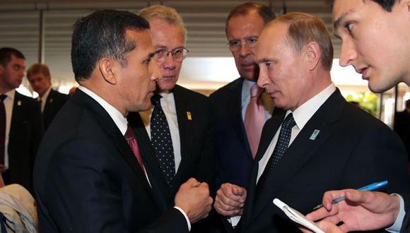 Humala se reúne con Vladimir Putin y lo invita a visitar Perú