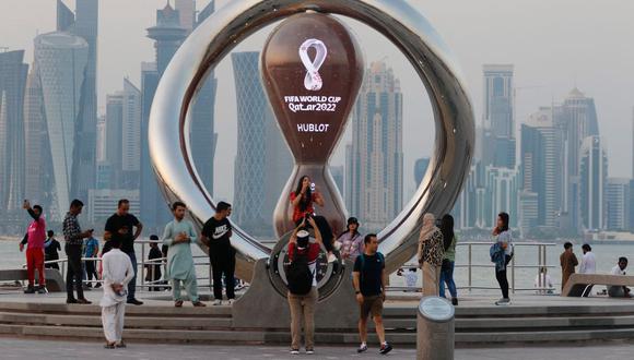 Recomendaciones a seguir si vas a llevar tu celular personal a Qatar 2022. (Foto: Reuters)