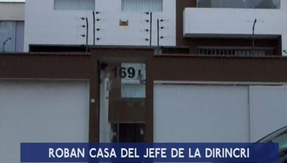 Aproximadamente a las 7 de la noche, los hampones ingresaron a un edificio ubicado en la cuadra uno de la calle Doña Hilda en la urbanización Los Rosales, en Surco. (Canal N)