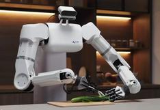 Este robot humanoide de China hace de todo: prepara la comida, limpia la cocina y hasta baila | VIDEO