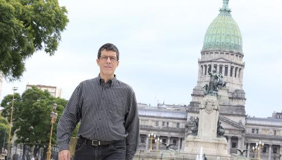 Marcelo Crovato en Buenos Aires y tras su paso por el Congreso, donde se reunió con legisladores argentinos. (Foto: "La Nación", Rodrigo Néspolo).