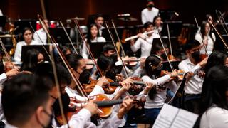 La orquesta juvenil de Sinfonía por el Perú representará al país en gira por Europa