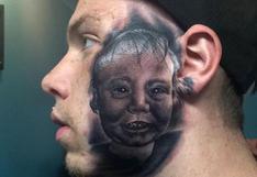 Texas: Por amor se tatuó rostro de su hijo en una de sus mejillas