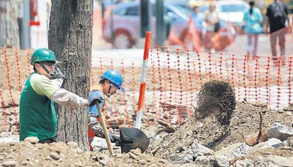 Construyendo un país, por Rolando Arellano C.