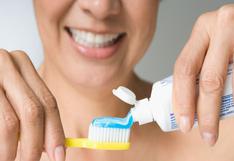 Científicos advierten que pasta dental y chicles pueden provocarte cáncer