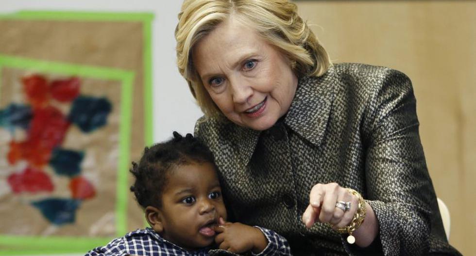 Hillary Clinton visitó centro de desarrollo temprano para niños FirstStep NYC en Brooklyn. (Foto:EFE) 