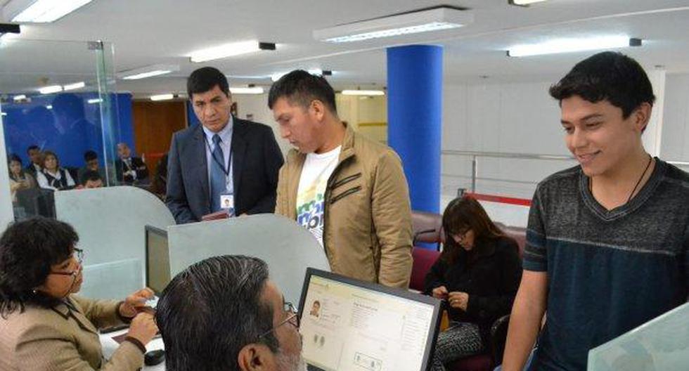 A diario, unos 100 extranjeros solicitan cita para realizar el Cambio de Calidad Migratoria. (Foto: Andina)