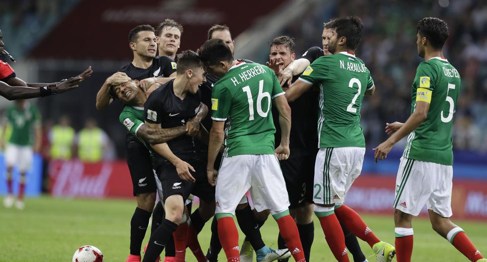 México vs Nueva Zelanda hubo pelea, árbitro utilizó VAR y tuvo