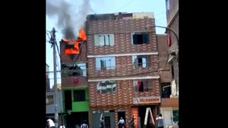 San Martín de Porres: incendio consume cuarto piso de vivienda