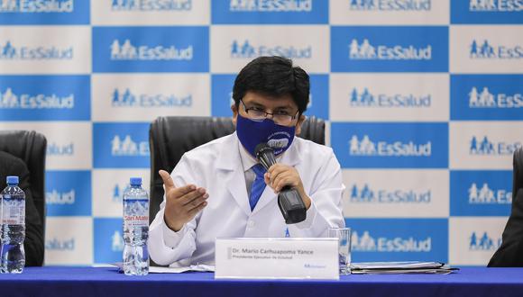 El anuncio fue dado a conocer por el presidente ejecutivo de Essalud, Mario Carhuapoma, durante su presentación ante el Congreso. (Foto: Essalud)