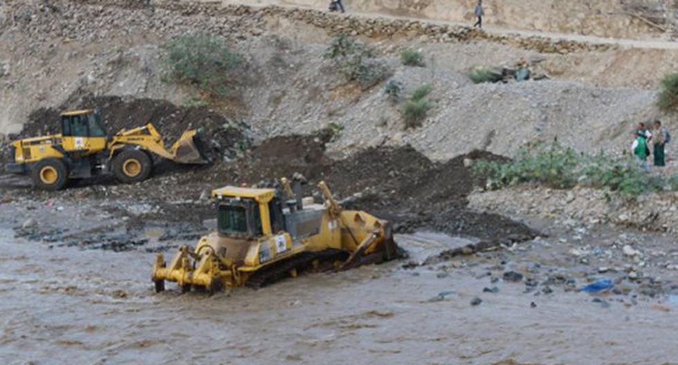 Callao inició los trabajos de limpieza del cauce del río Chillón, en apoyo a las municipalidades de San Martín de Porres y Puente Piedra y para dar tranquilidad a más de 5,000 familias. (Foto: Andina)