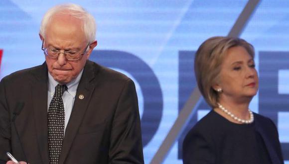 Clinton y Sanders persiguen el voto hispano tras último debate