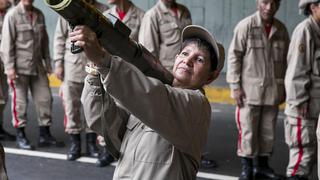 Venezuela: Los civiles que se preparan para una "guerra" con Estados Unidos [FOTOS]
