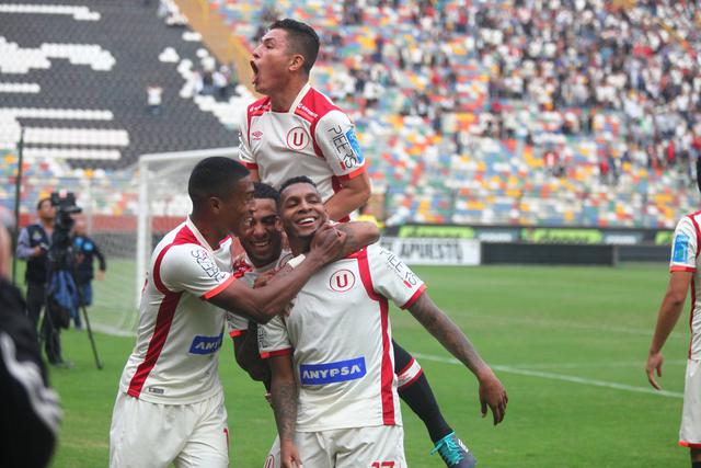 El gol de Quintero generó felicidad colectiva en el gramado del Estadio Monumental. (Foto: Universitario)