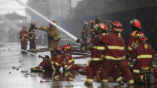 Bomberos atendieron nueva emergencia en galería Nicolini