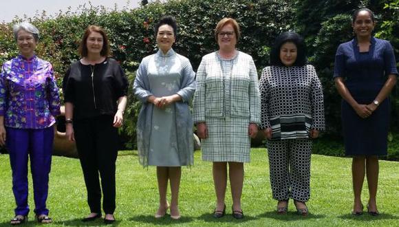 Nancy Lange recorrió Lima con esposas de líderes del APEC